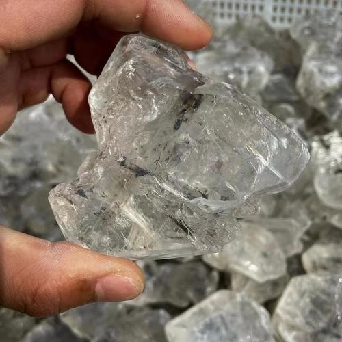 透明石膏制品 特性、应用与市场解析