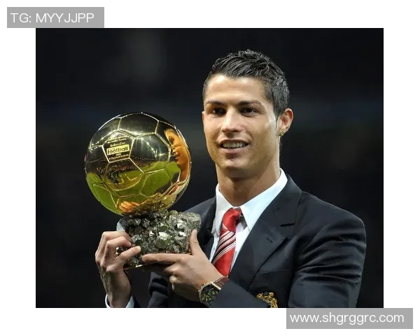 历史十大球星聚焦经典足球阵容重塑传奇球场荣耀